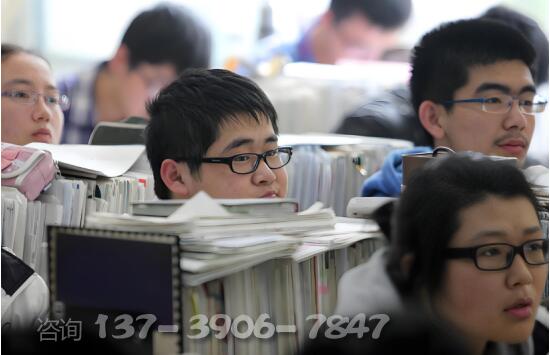 长沙经贸职业中专学校